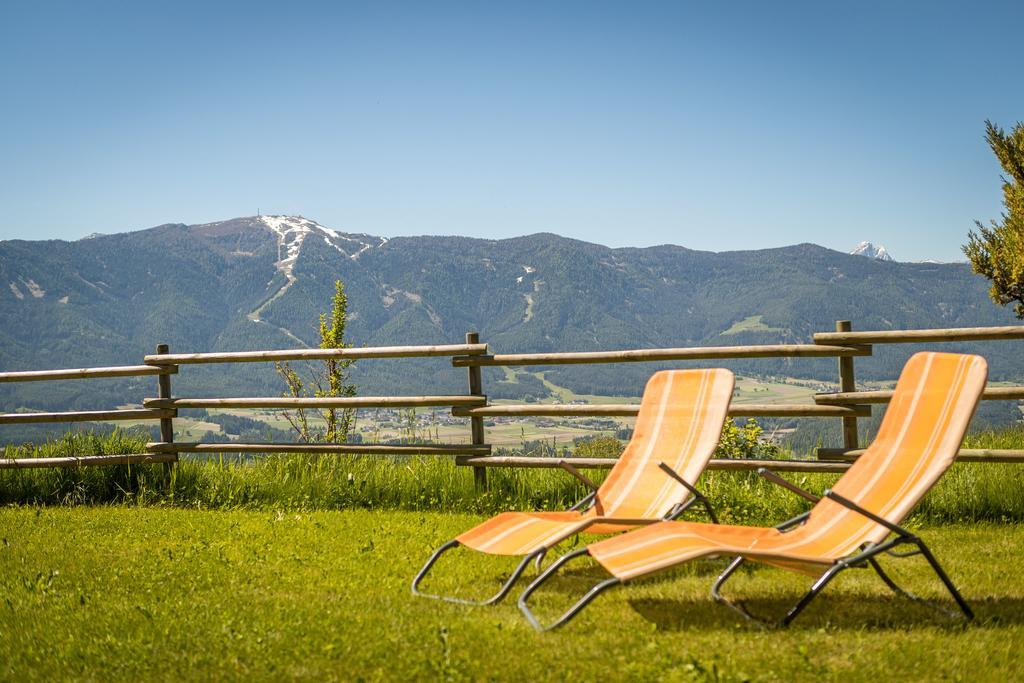Hotel Amaten Brunico Exterior foto